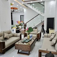 Bán Căn Biệt Thự 4 Tầng Siêu Đẹp Trung Tâm Thàng Phố Nha Trang 170M2 Đầy Đủ Công Năng Giá Bán 25.5 Tỷ.