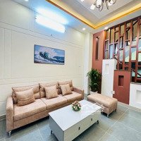 Chính Chủ Bán Nhà Căn Góc, 2 Mặt Hẻm Thông, Số 413 Bà Hạt, P4, Q10, Giá Bán 3Tỷ550/70M2, Shr, Btct