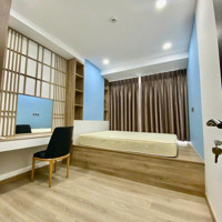 Bán Nhanh Căn Hộ 2 Phòng Ngủmidtown M7, Pmh, Q7. 80M2. Nhà Đầy Đủ Nội Thất