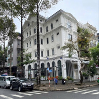 Bán Hotel Góc 2Mt Phan Khiêm Ích, Quận 7,Diện Tích11 X 18,5M, Hđt 7.000$/Tháng, Giá Bán 90 Tỷ