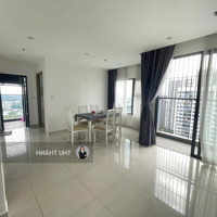 Bán Gấp 2 Phòng Ngủ+ 69M2, Giá Sốc 2.65 Tỷ, View Hồ Bơi, Nội Thất Bếp Rèm Vinhomes Grand Park