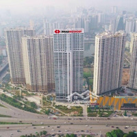 (View Hồ). Bán 2 Phòng Ngủ 2 Vệ Sinh72M2 Ban Công Đn Vinhomes D''capitale Trần Duy Hưng - Full Đồ - Có Sổ Đỏ