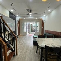 Bán Nhà Ngay Trung Tâm Phước Long B. 40M2, Dts: 70M2 3.75 Tỷ.