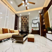 Nhà Phố Vip Tạ Quang Bửu, 45M2, 8.6Tỷ