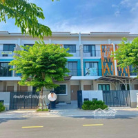 Kdt Suncasa Chuẩn Singapore Ngay Vsip 2 Tpm Bình Dương Giá Mở Bán Từ 2,9 Tỷ/Căn 100M2