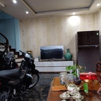 Nhà Nguyễn Văn Cừ , Ô Tô Đỗ Cửa,Diện Tích34M2 Dân Xây, Lô Gốc 5 Tầng, 5 Phút Sang Phố Cổ, Full Tiện Ích,