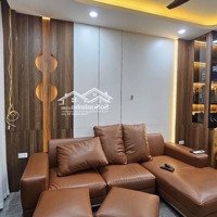 Bán Nhà Hồng Tiến , Bồ Đè , Long Biên . 63M2*5T , 14.9 Tỷ . Thang Máy , Ô Tô 7 Chỗ Vào Nhà .