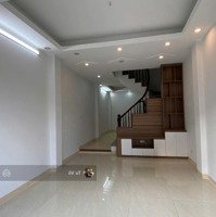 Bán Nhà Dân Xây Giá Rẻ Nhất , 3 Tầng, Cách 50M Ra Đường Nhựa Ô Tô Tránh , 200M Ra Khu Đô Thị Mới