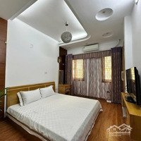 Bán Nhà 5 Tầng Đẹp Long Lanh Nguyễn Văn Cừ,Diện Tích32M2, Ngõ Thông Oto, Vị Trí Tuyệt Đẹp, Giá Bán 6 Tỷ 5