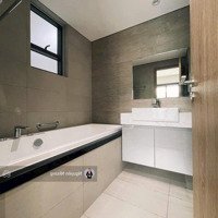 Mua Trực Tiếp Cđt - Còn Duy Nhất 1 Suất Căn 96 M2 View Hồ Bơi Cực Mát - Cực Đẹp! Liên Hệ: 0968.90.39.39