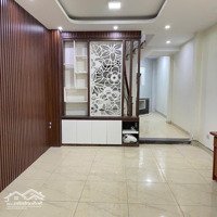 Bán Nhà Phố Vip Việt Hưng 40M2 X 4 Tầng - Ngõ Thông Ra Khu Vin, Chỉ 5 Tỷ