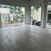 Lô Góc Mặt Tiền _ Showroom Kinh Doanh _ 60M2 _Ngang 8M_ Giá 7,