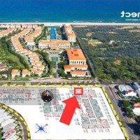 Căn 1 Phòng Ngủview Trực Diện Biển, Bên Sân Golf - Diện Tích 35M - Giá Bán 3,3 Tỷ