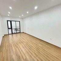 Bán Nhà Riêng Phố Hoàng Hoa Thám Vĩnh Phúcdiện Tích35M2 5 Tầng Giá Bán 7,8 Tỷ Lh E.trường 0985342385