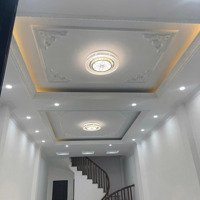 Hàng Hiếm Tại Đường Ngọc Hồi, 5 Tỷ, 35M2, 5T, 3 Phòng Ngủ Pháp Lý Đầy Đủ