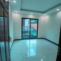 Bán Nhà Hữu Hòa 30 M2, 5 Tầng, Nhà Mặt Ngõ Giá Bán 3.9 Tỷ