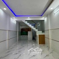 Chỉ 2 Tỷ 350 Triệu Dọn Vào Ở Ngay Tại Nguyễn Tất Thành - Quận 4 - 42M2 Liên Hệ: 0902732094