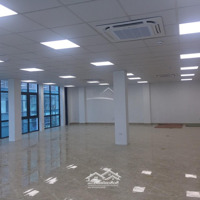 Chính Chủ Cho Thuê Văn Phòng Cao Cấp Giá Rẻ Ngay Mặt Phố 21 Lê Văn Lươngdiện Tích160M2, View Thoáng