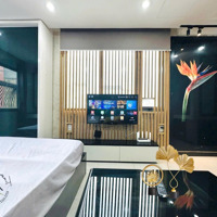 Studio Cửa Sổ Lớn Full Nội Thất Cao Cấp- Sang Sịn Sát Bến Thành. Giá Chỉ 7. 5 Triệu