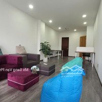 Văn Phòng 35M2 Vạn Phúc City, Thang Máy, Máy Lạnh, Hầm Xe. Nội Thất Bàn Ghế Như Hình. Giá Bán 7.5 Triệu