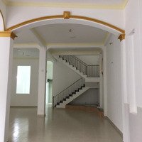 Mặt Tiền Tăng Bạt Hổ 8X21 Trệt,3 Lầu,Dtsd 550 M2,Nhà Trống Suốt Thích Hợp Làm Văn Phòng Công Ty,Spa