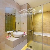 Cho Thuê Căn Hộ Chung Cư Oriental Plaza, Tân Phú . 12 Triệu/Tháng, 106M2, 3 Phòng Ngủ 3 Vệ Sinh Liên Hệ: 0902369930