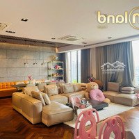 Độc Nhất Cho Thuê Căn Hộ Penhouse Midtown Phú Mỹ Hưng, Quận 7.Diện Tích230M2, 4 Phòng Ngủ- 4 Vệ Sinh. Chỉ 110 Triệu