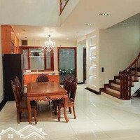 Cho Thuê Nhà Nguyên Căn Tại Tôn Đức Thắng,Diện Tích40M2 X 4T, Thông Sàn. Giá Cho Thuê 12 Triệu/Tháng