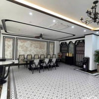 Bán Toà Nhà Cho Thuê Văn Phòng Vị Trí Vip Trung Tâm Cầu Giấy, 8 Tầng Nổi, 1 Penhouse Cao Cấp