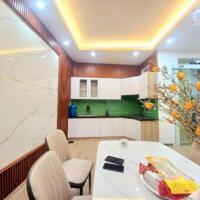 Bán nhà 29 Khương Hạ -Thanh Xuân , DT 40m2 , Giá Nhỉnh 5 tỷ , Oto gần , Full nội thất , 5 Ngủ .