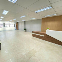 ** Hot** Văn Phòng 80M2 Có Nội Thất - Ngăn Sẵn Phòng Họp - Thảm Lót Giá Chỉ 1X Tr