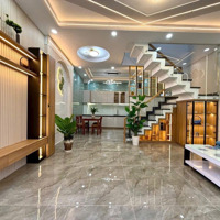 Bán Gấp Trong Tháng 11 Tại Trần Hưng Đạo Quận 1 - Diện Tích: 50M2/ Giá Bán 3 Tỷ 490. Sổ Riêng/Đang Cho Thuê 16 Triệu