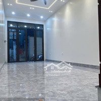 Bán Nhà Cổ Linh - Ngọc Trì 47M X 4 Tầng, Ngõ Thông Ô Tô 7 Chỗ Đỗ Cửa, Cách 20M Ra Đường Ô Tô Tránh