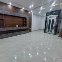 Bán Nhà Ngõ 12 Phố Bồ Đề, Long Biên, 40m2, 6 Tầng, Thang Máy, Full Nội Thất, Giá 8 Tỷ hơn