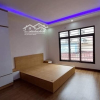 Bán Nhà Đẹp Tại Đường La Phù, 3,95 Tỷ, 35M2, 5 Tầng, 3 Pn, 4 Wc. Ô Tô Đỗ Cách Nhà 15M