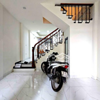 Siêu Phẩm Đa Sỹ Kiến Hưngdiện Tích60M - 2T Rất Nhiều Tiện Ích Giá 5Xx Tỷ