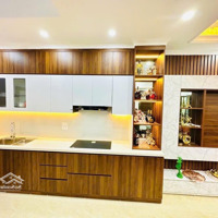 Bán Nhà Xuân La Mới Lung Linh, Kinh Doanh Vô Địch, Thang Máy-Nội Thất Nhập Khẩu, 52M2 Nhỉnh 11 Tỷ