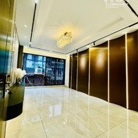 Bán Nhà Riêng Mặt Phố Đông Các