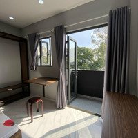 Cho Thuê Studio Ban Công Lớn Nội Thất Đầy Đủ Gần Ngã Tư Bình Thái Cầu Rạch Chiêc