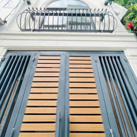 Giá Hời!Gấp Gấp Nhà Đ.trương Hoàng Thanh,P.12,Tân Bình. Diện Tích: 52,08M2.Giá:3 Tỷ 880 Triệuiệu.hđt:18 Triệu/Th