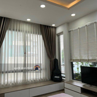 Khu Hiếm - Góc 2 Mặt Tiền Ngay Đoạn Trần Quốc Thảo - Phố Kỳ Đồng, Quận 3.Diện Tích7.6X 9M - 4 Tầng - 4Pn