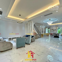 Biệt Thự Bằng Lăng Tại Vinhomes Riverside Cho Thuê Đầy Đủ Nội Thất Hiện Đại, Nhận Nhà Ở Ngay