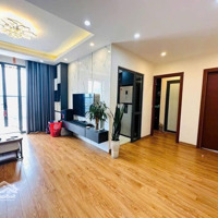 Chính Chủ Cần Bán Căn Hộ Toà Ct36 B Định Công, Thiết Kế Vuông Vắn, Nhà Sạch Đẹp, View Hồ Định Công