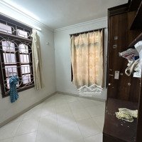 Cho Thuê Nhà Riêng Tại Phố Bà Triệu, 55M2, 4,5 Tầng, Chính Chủ