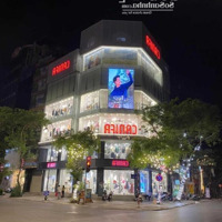 Cho Thuê Mặt Bằng Kinh Doanh Phố Chùa Láng, Diện Tích: 200M2 X 7T,Mặt Tiềnlô Góc Cực Rộng. Mọi Mô Hình