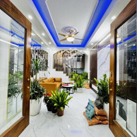 Dương Văn Bé - Vĩnh Hưng - 32M2 - Ô Tô Đỗ Cửa - Dân Xây - Nhà Mới Ở Luôn - Giá Bán 5.9 Tỷ.