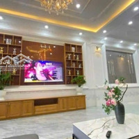 Biệt Thự Sân Vườn, 190M2, 5 Tỷ Nhỉnh, Nguyễn Văn Tạo, Nhà Bè