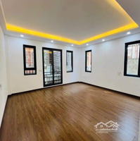 Nhà Mới, Ở Đẳng Cấp Phố Đặng Văn Ngữ, Đống Đa, Lô Góc 3 Thoáng, 6 Tầng, Thang Máy, 52M, 11.25 Tỷ.