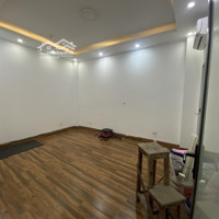 Chính Chủ Cho Thuê Văn Phòng Phố Trương Công Giai 20M2 Liên Hệ: 0565196789