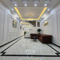 Nhà Đẹp Hiếm Nguyễn Lương Bằng Đống Đa: 61M2, 4 Tầng,Mặt Tiền4,7M, 11,2 Tỷ